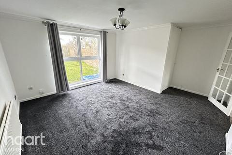 3 bedroom end of terrace house to rent, Ripon Road, Stevenage