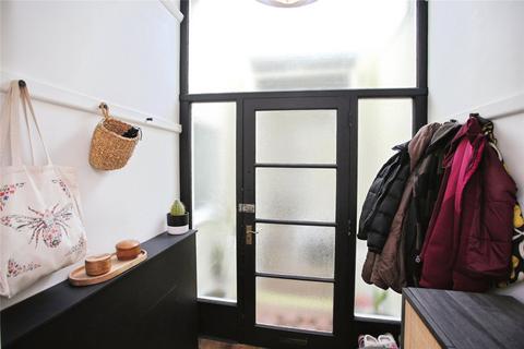 2 bedroom flat for sale, The Cedars, Mauldeth Road, Heaton Mersery, Stockport, SK4