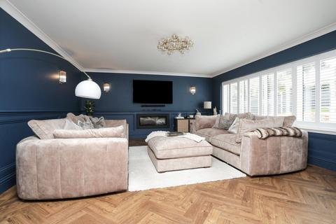 4 bedroom detached house for sale, North Foreland Avenue, Broadstairs, Kent, CT10