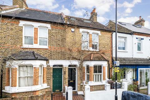 Eve Road, Old Isleworth TW7