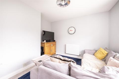 undefined, Pickford Hill, Harpenden