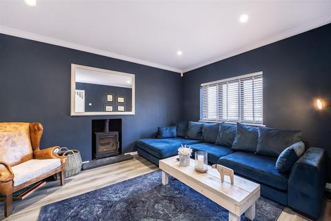 undefined, Granby Avenue, Harpenden