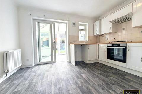 2 bedroom end of terrace house for sale, Maitland Road, Wickford