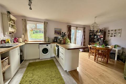 3 bedroom semi-detached house for sale, Blackwater Road, Newport