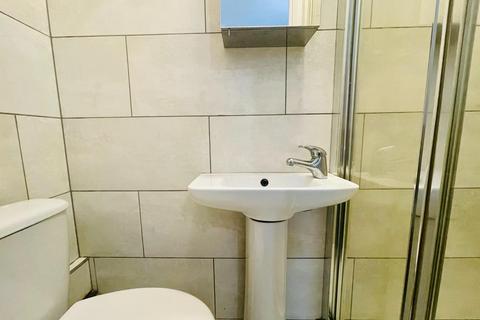 undefined, West Ealing W13
