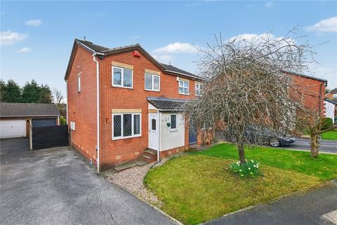 3 bedroom semi-detached house for sale - Poppleton Way, Tingley, Wakefield, West Yorkshire