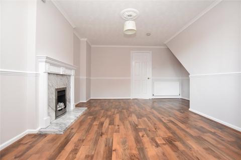 3 bedroom semi-detached house for sale, Poppleton Way, Tingley, Wakefield, West Yorkshire