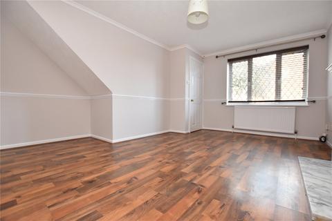 3 bedroom semi-detached house for sale, Poppleton Way, Tingley, Wakefield, West Yorkshire