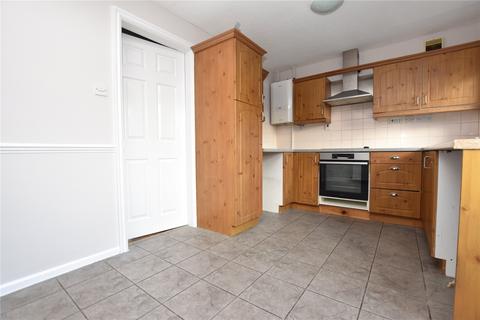 3 bedroom semi-detached house for sale, Poppleton Way, Tingley, Wakefield, West Yorkshire