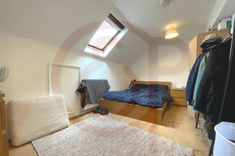 undefined, Lillian Avenue, Acton, W3