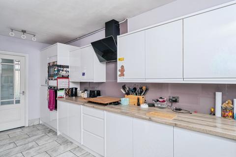 3 bedroom terraced house for sale, Shaw Close, Great Sutton, Ellesmere Port, Cheshire, CH66