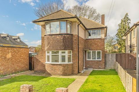 undefined, Millbourne Road, Hanworth TW13
