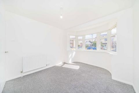 undefined, Millbourne Road, Hanworth TW13