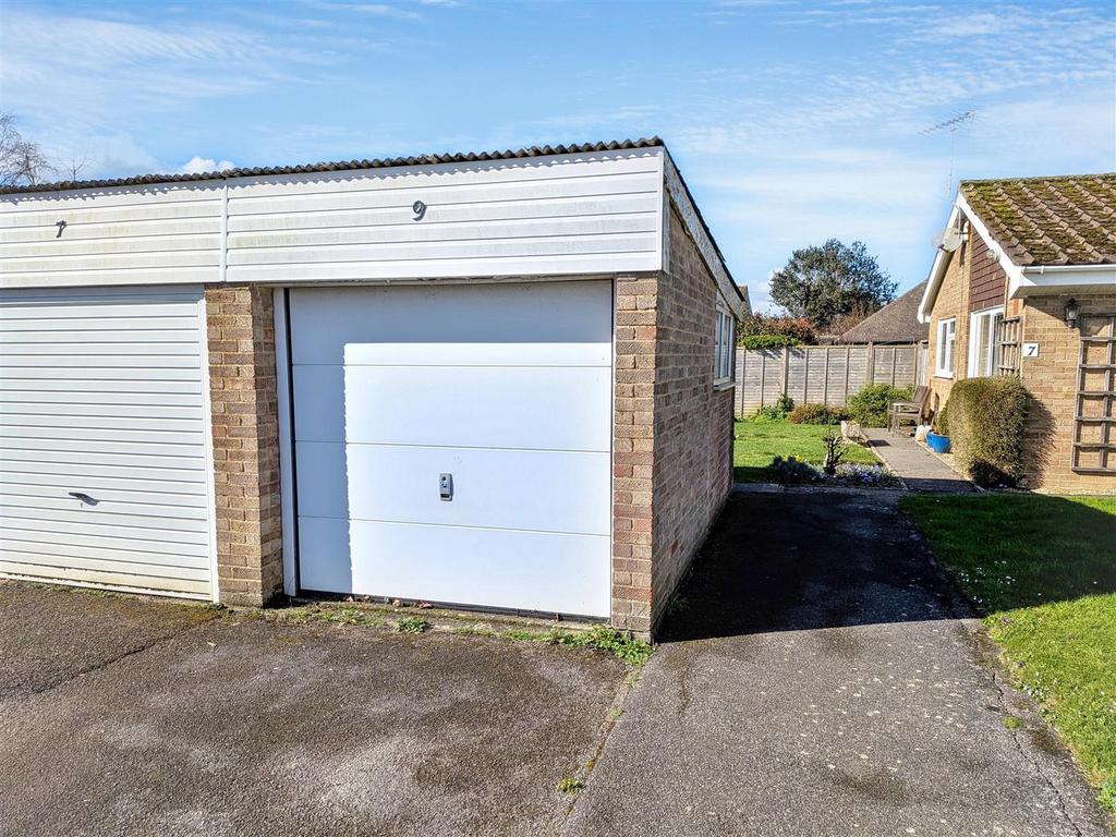 Garage new.jpg