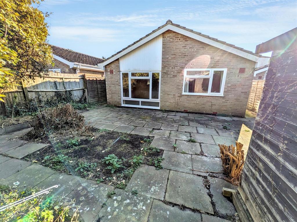 Rear garden new.jpg