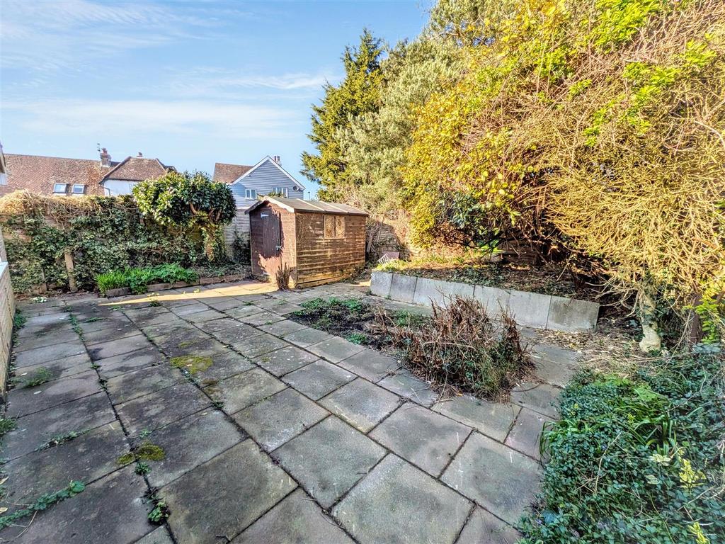 Rear garden 1 new.jpg