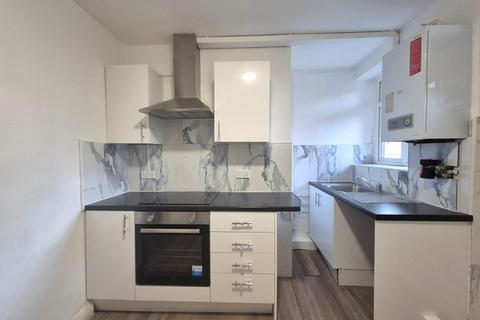 2 bedroom apartment to rent, Thanet House, Coombe Road, London