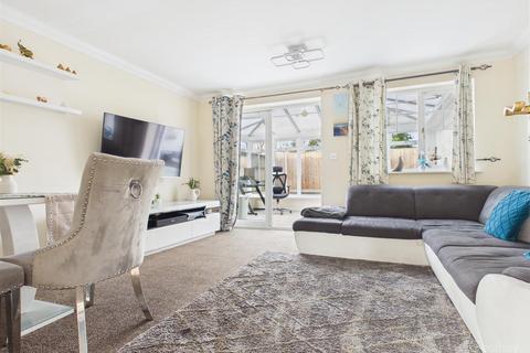 3 bedroom semi-detached house for sale, Swale Close, Great Ashby, Stevenage SG1