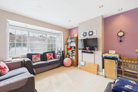 undefined, Chipstead Valley Road, Coulsdon CR5