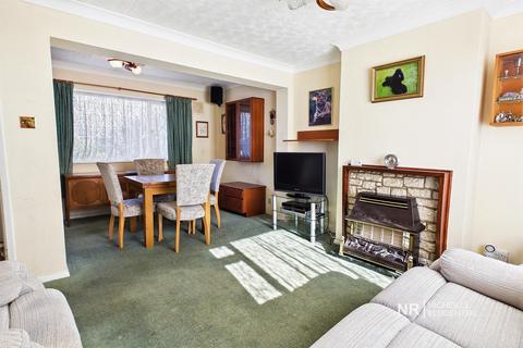 undefined, Bransby Road, Chessington, Surrey. KT9