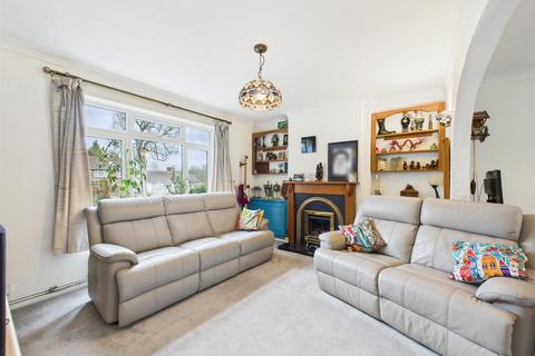 3 bedroom semi-detached house for sale, Benham Close, Coulsdon CR5