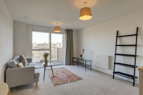 2 bedroom flat for sale, Adenmore Road, Catford, SE6