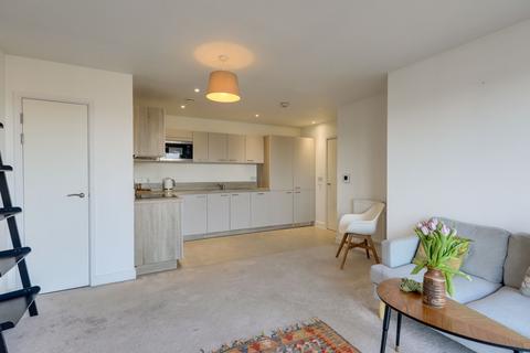 2 bedroom flat for sale, Adenmore Road, Catford, SE6