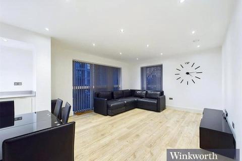 3 bedroom apartment to rent, Lyon Road, Harrow, HA1