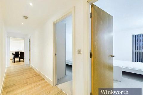3 bedroom apartment to rent, Lyon Road, Harrow, HA1
