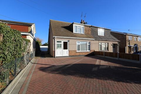 3 bedroom chalet for sale - Louise Road, Rayleigh, SS6