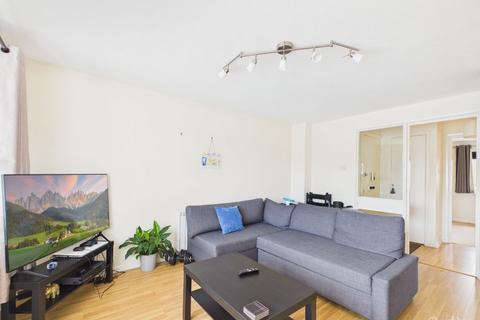 undefined, Middlefields, Forestdale, Croydon