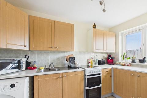 undefined, Middlefields, Forestdale, Croydon