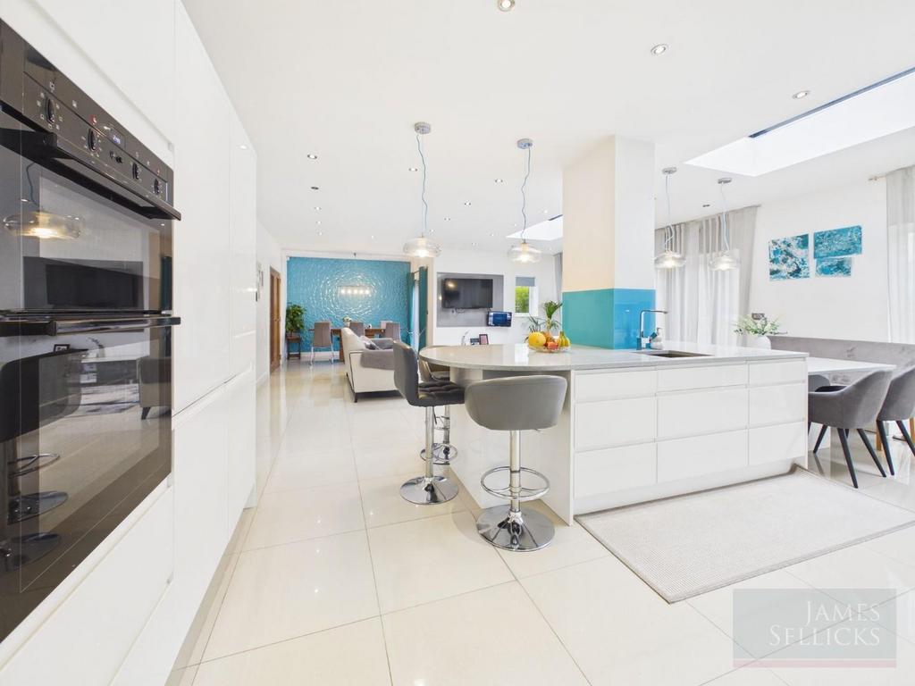 Living/Dining Kitchen