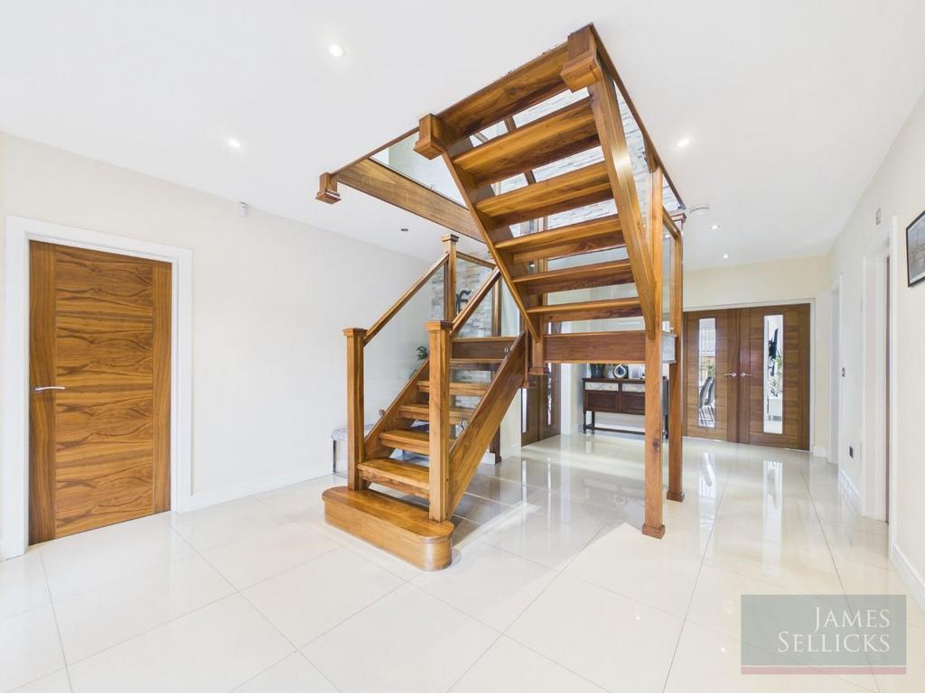 Entrance Hall.jpg