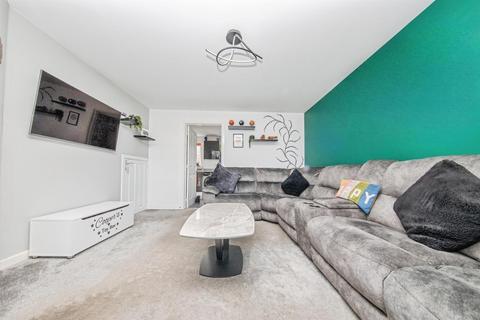 3 bedroom semi-detached house for sale, Hornbeam Close, Great Blakenham, Ipswich