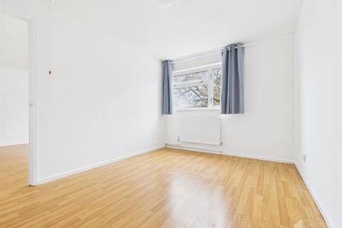 undefined, York Road, Stevenage SG1