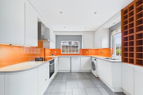 undefined, Horseshoe Crescent, Beaconsfield, Buckinghamshire, HP9 1LJ