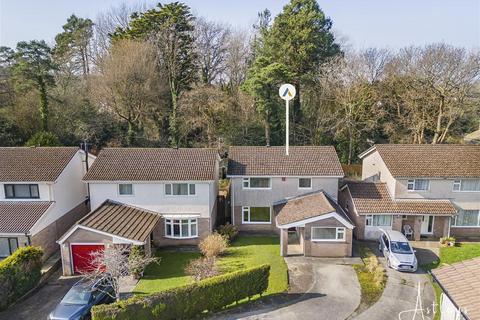 4 bedroom detached house for sale, William Bowen Close, Gowerton, Swansea