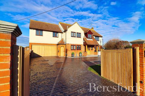 5 bedroom detached house for sale - Burnham Road, Althorne, CM3