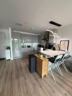 1 bedroom flat to rent, 1a Hillreach, London SE18