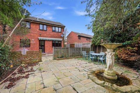undefined, Fleetwood Close, London E16