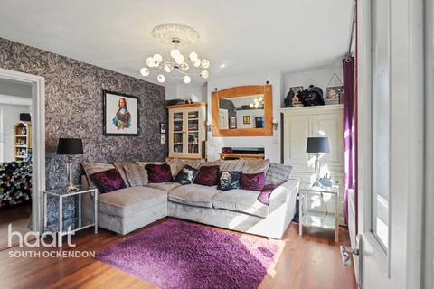 undefined, Hall Road, Aveley