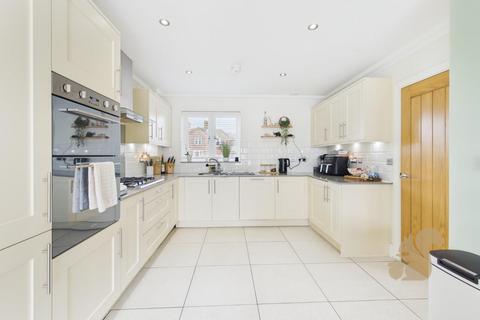 3 bedroom semi-detached house for sale, Dumsday Drive, Weeley Heath