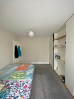 undefined, Ashford Avenue, Hayes UB4