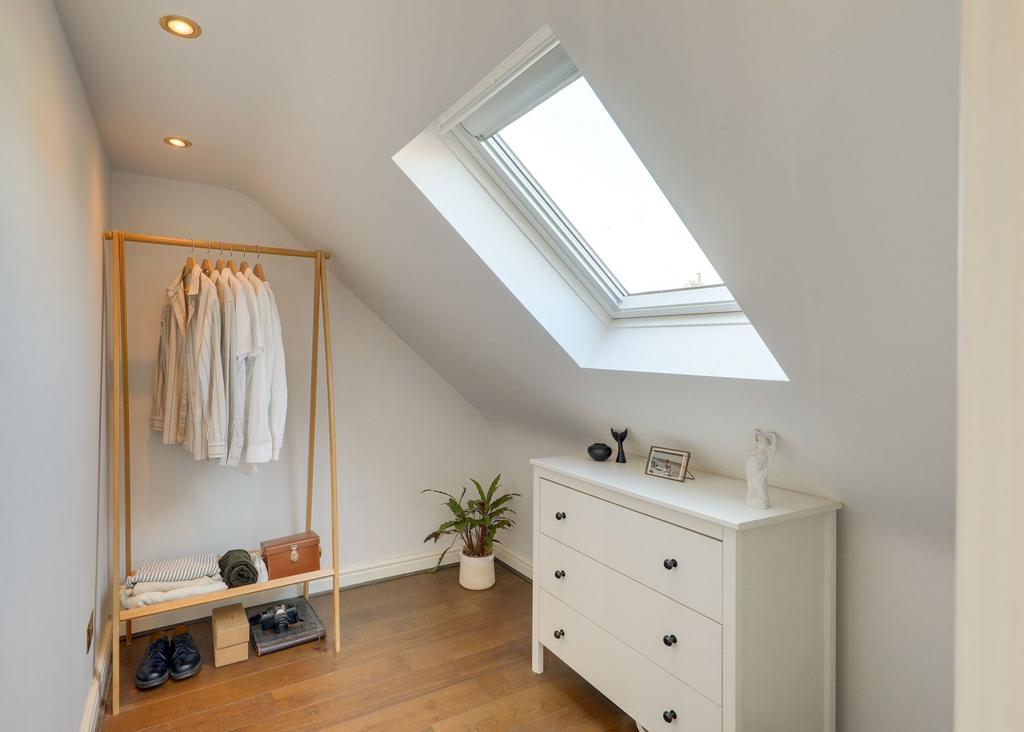 Walk-In Wardrobe / Study
