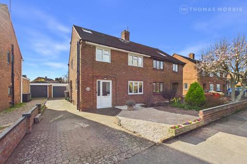 5 bedroom semi-detached house for sale - London Road, Biggleswade SG18