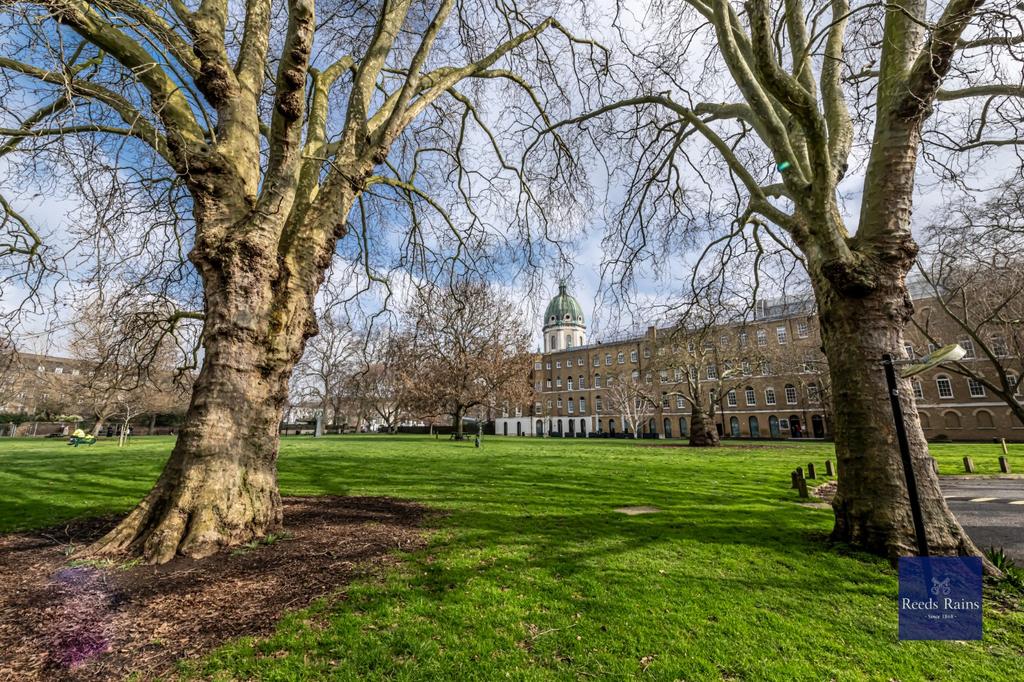 Iwm Gardens