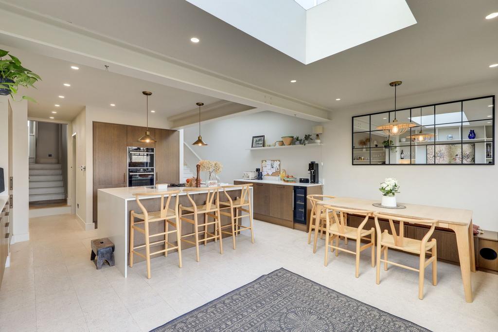 Open Plan Kitchen & Dining Room