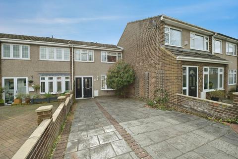 undefined, Browne Close, Romford, RM5
