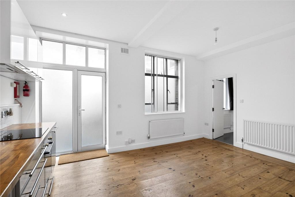 Kitchen/Reception